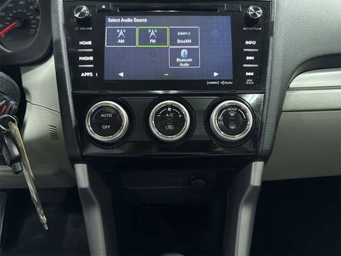 Used 2017 Subaru Forester 2.5i Premium image 21