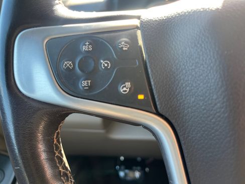 Used 2019 GMC Yukon XL SLT w/ Open Road Package image 22