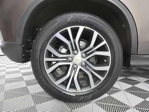Used 2017 Mitsubishi Outlander Sport SEL AWD/4WD image 10