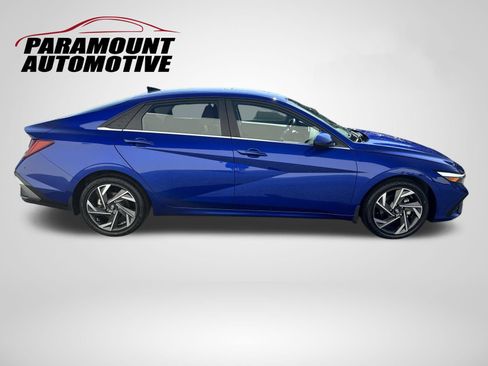 Certified 2024 Hyundai Elantra SEL w/ Convenience Package FWD image 8