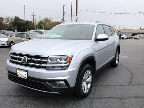 Used 2019 Volkswagen Atlas SE w/ Towing Package image 3