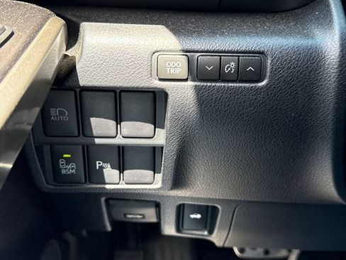 Used 2019 Lexus IS 300 AWD w/ Navigation Package image 33