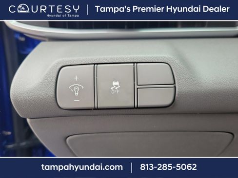 Certified 2025 Hyundai Elantra Sport image 20