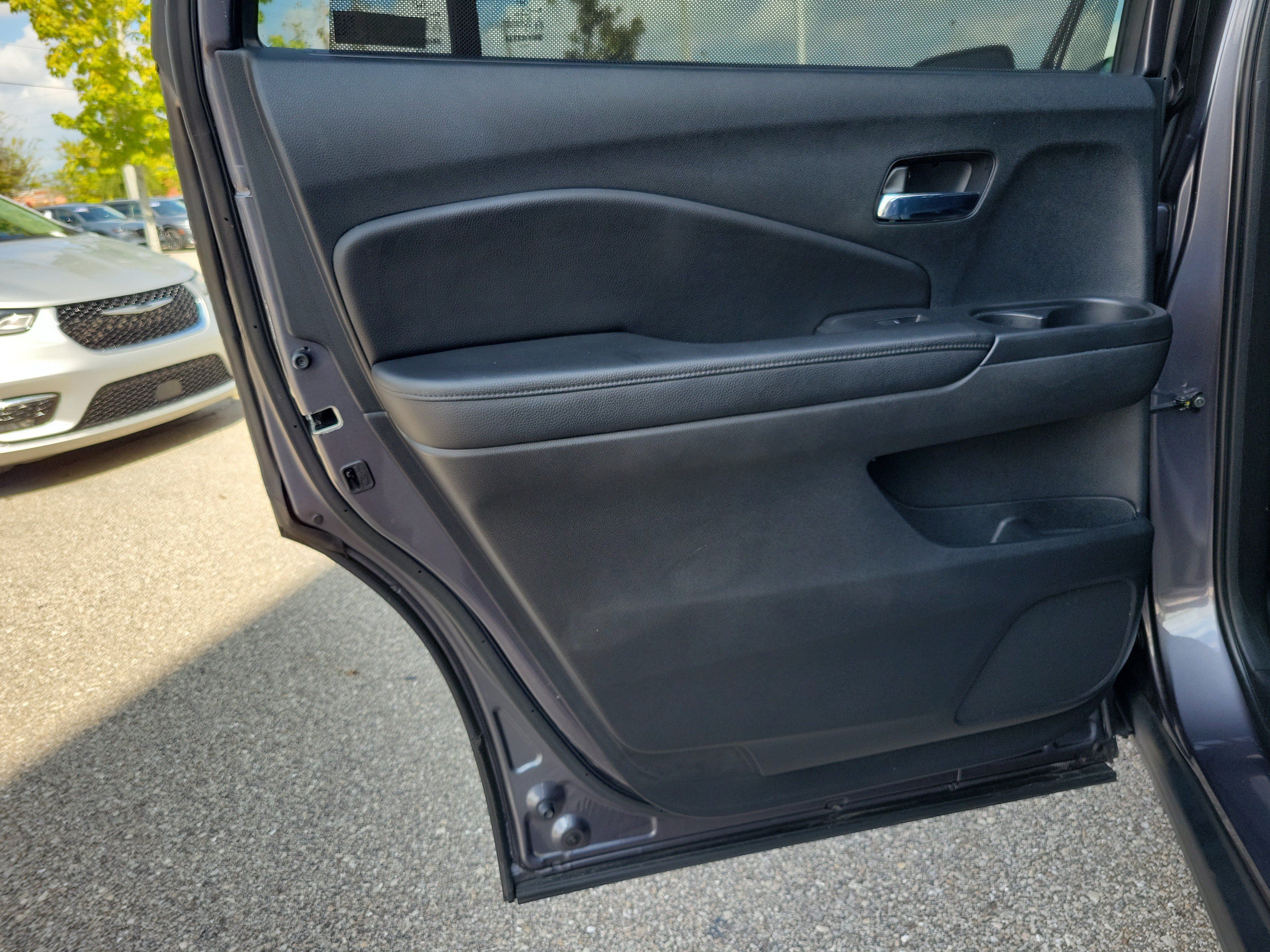 Used 2021 Honda Passport EX-L image 14