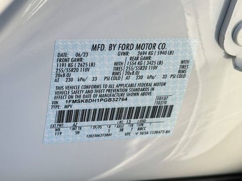 Used 2023 Ford Explorer XLT w/ Equipment Group 202A AWD/4WD image 22