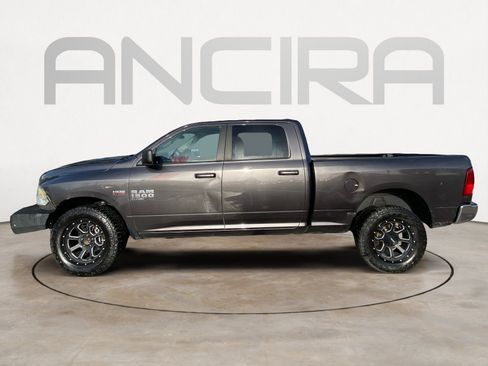 Used 2019 RAM 1500 Classic SLT image 7