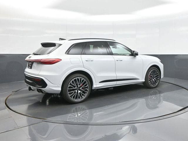 New 2026 Audi SQ5 Premium Plus AWD/4WD image 7