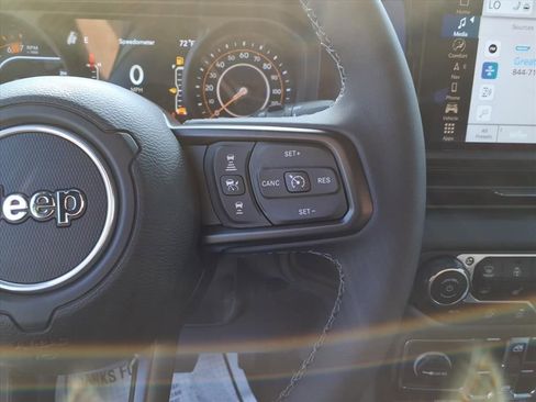 New 2025 Jeep Wrangler Unlimited Rubicon w/ Technology Group image 14