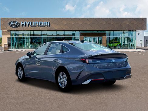 New 2026 Hyundai Sonata SE FWD image 5