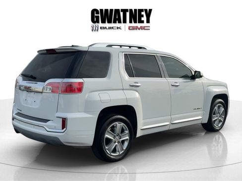 Used 2017 GMC Terrain Denali image 7