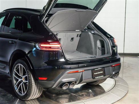Used 2026 Porsche Macan AWD/4WD image 28