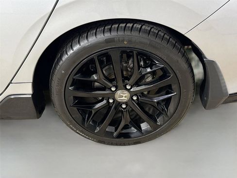 Used 2021 Honda Civic Sport image 28