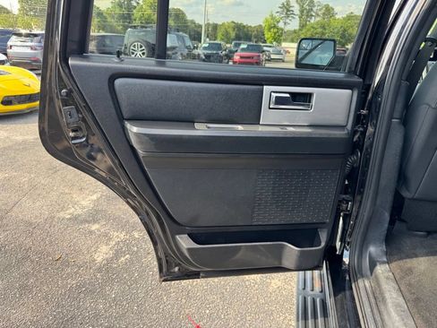 Used 2016 Ford Expedition XLT AWD/4WD image 15