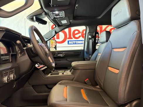 New 2026 GMC Sierra 2500 AT4 w/ AT4 Premium Plus Package image 19