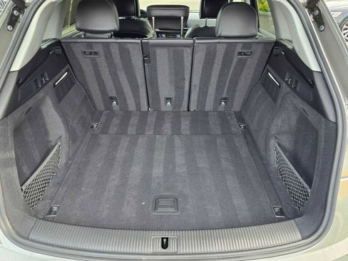 Certified 2025 Audi Q5 2.0T Premium Plus w/ Premium Plus Package image 16
