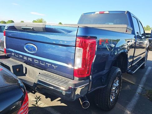 Used 2019 Ford F250 XLT w/ XLT Premium Package AWD/4WD image 4