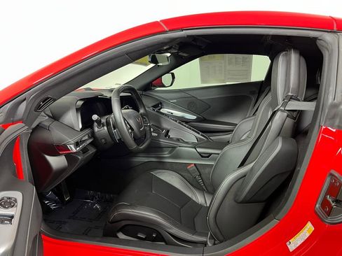 Used 2020 Chevrolet Corvette Stingray Coupe w/ Z51 Performance Package image 11