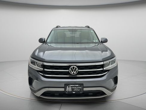 Used 2023 Volkswagen Atlas SE AWD/4WD image 2