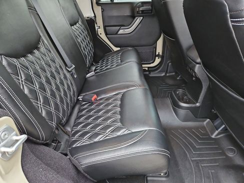 Used 2017 Jeep Wrangler Unlimited Sport w/ Quick Order Package 24S image 20