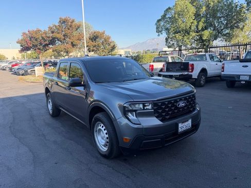 Used 2025 Ford Maverick XL FWD image 2