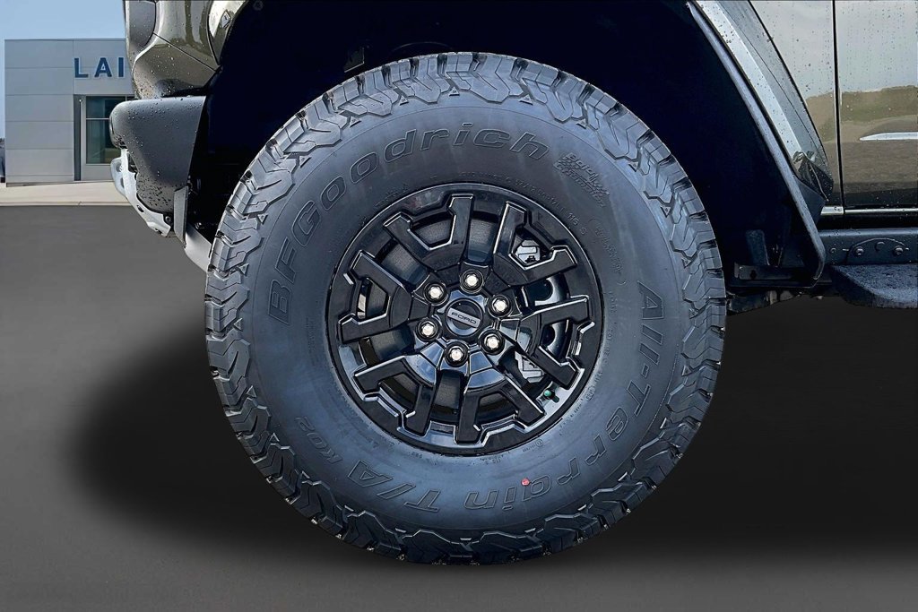 New 2026 Ford Bronco Raptor w/ Interior Carbon Fiber Pack AWD/4WD image 14