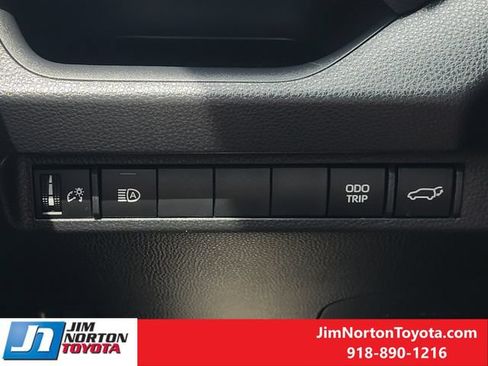 Used 2024 Toyota RAV4 XSE AWD/4WD image 22