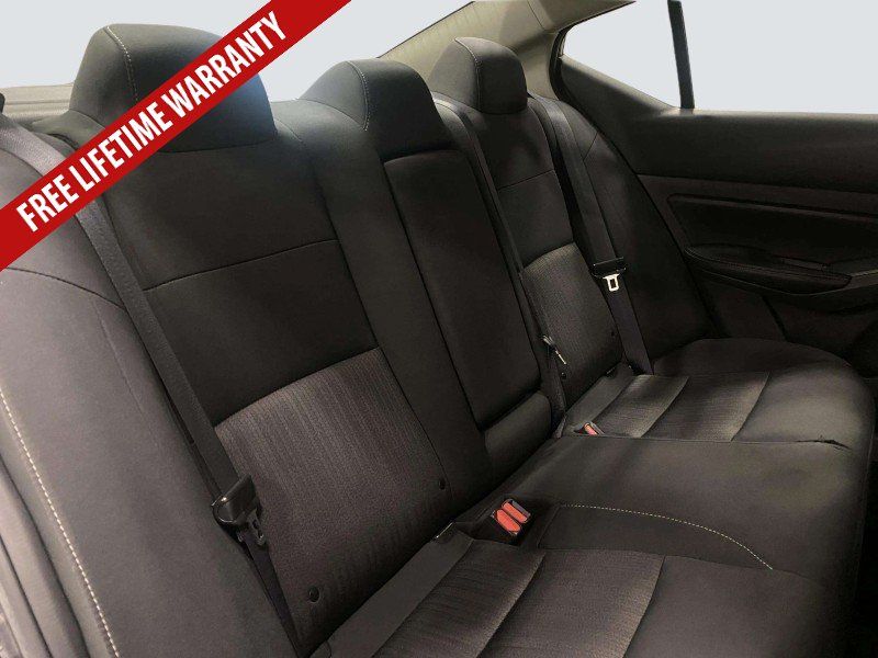 Used 2025 Nissan Altima 2.5 SV FWD image 31