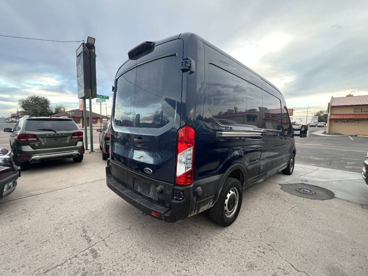 Used 2019 Ford Transit 250 148 Medium Roof RWD image 8