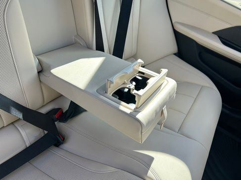 Used 2023 BMW i4 eDrive40 image 53