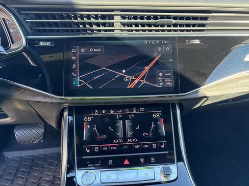 Used 2019 Audi Q8 Prestige image 14