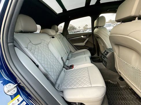 Used 2018 Audi SQ5 Premium Plus image 32