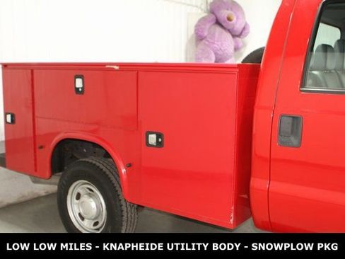 Used 2015 Ford F250 XL w/ Power Equipment Group image 5