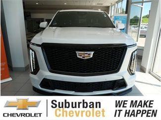 Used 2025 Cadillac Escalade ESV V AWD/4WD video 1