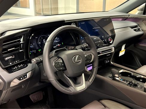 New 2026 Lexus RX 450h AWD image 39