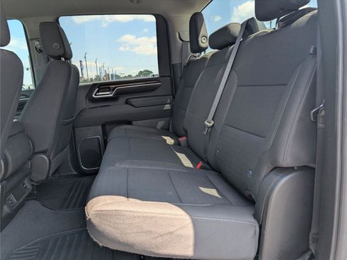 Used 2024 Chevrolet Silverado 2500 LT AWD/4WD image 32