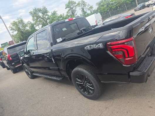 Used 2026 Ford F150 Lariat w/ Equipment Group 501A Mid AWD/4WD image 5