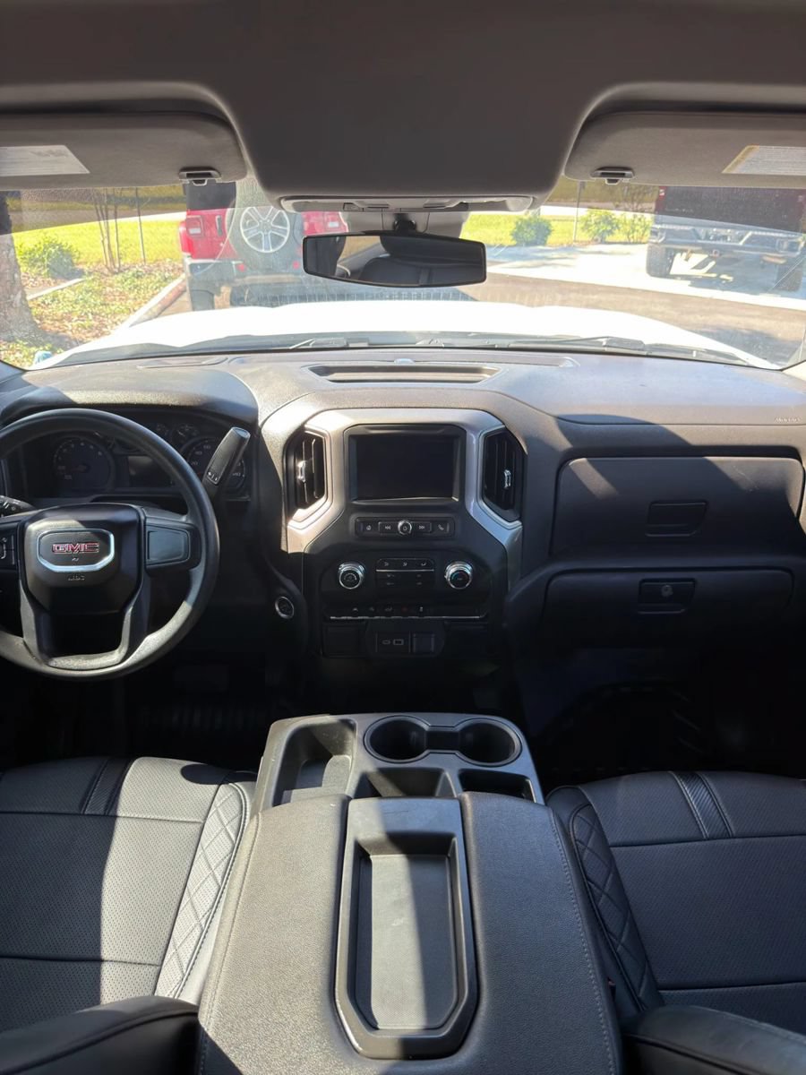 Used 2024 GMC Sierra 1500 Pro w/ Convenience Package AWD/4WD image 11