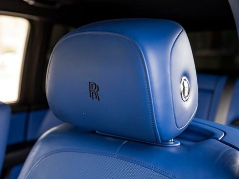 Used 2022 Rolls-Royce Cullinan image 9