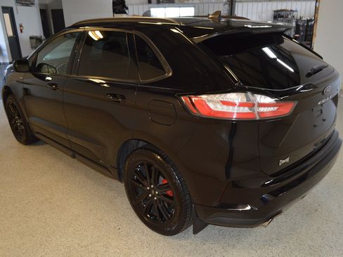 Used 2021 Ford Edge ST-Line AWD/4WD image 5
