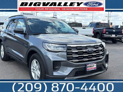 New 2026 Ford Explorer Active RWD image 1