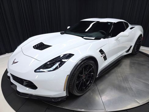Used 2019 Chevrolet Corvette Grand Sport RWD image 39