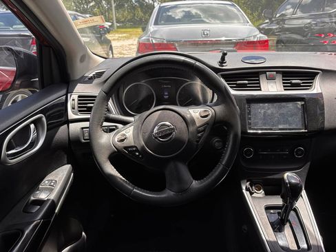 Used 2017 Nissan Sentra SV FWD image 5