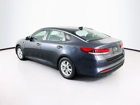 Used 2018 Kia Optima LX image 5