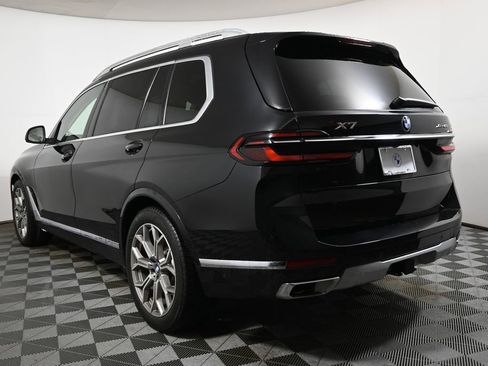 Certified 2023 BMW X7 xDrive40i w/ Premium Package image 5