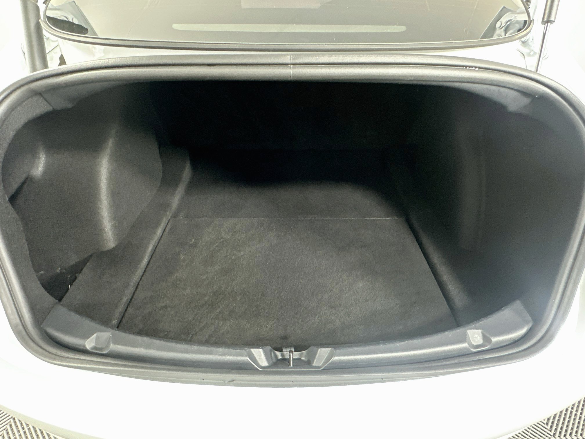 Used 2023 Tesla Model 3 Standard Range RWD image 28