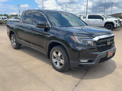 Used 2025 Honda Ridgeline RTL image 3