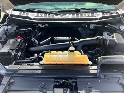 Used 2018 Ford F150 XLT w/ Equipment Group 302A Luxury AWD/4WD image 30