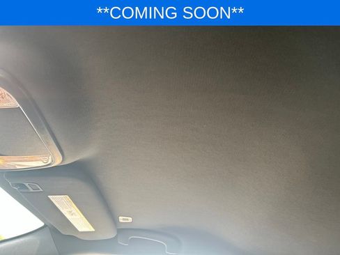 Used 2018 Jeep Grand Cherokee Laredo AWD/4WD image 16