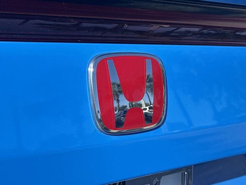 Used 2023 Honda Civic Type R image 9