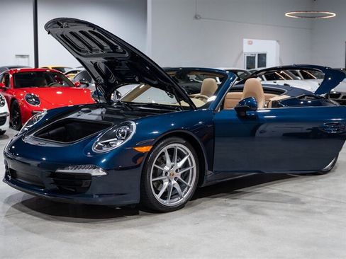 Used 2014 Porsche 911 Carrera 4 AWD/4WD image 35